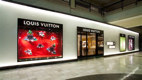 closest louis vuitton store